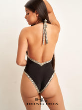 Load image into Gallery viewer, The Halter